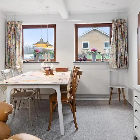 3 Bedroom Gorgeous In