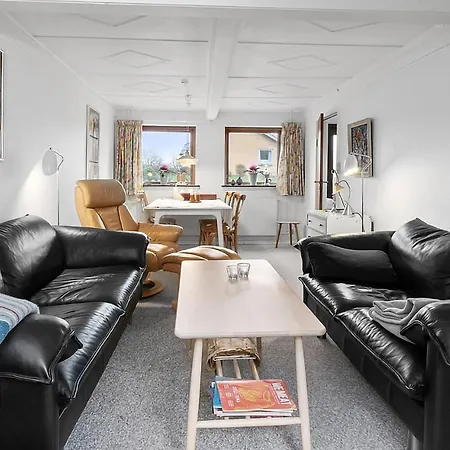 3 Bedroom Gorgeous In Hébergement de vacances Nordenbro Vesteregn